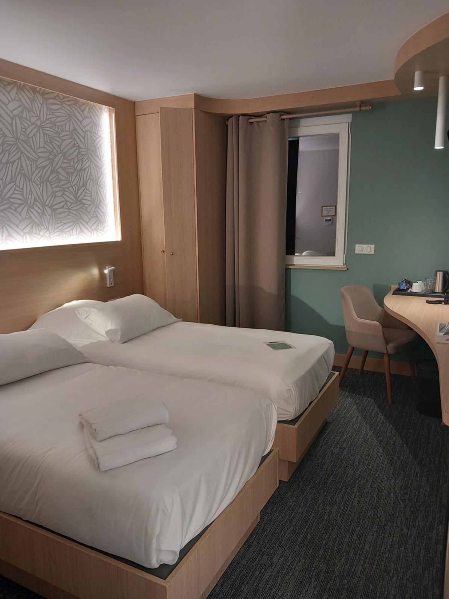 Hotel Aster Restaurant Aux Arcades Briey Luaran gambar