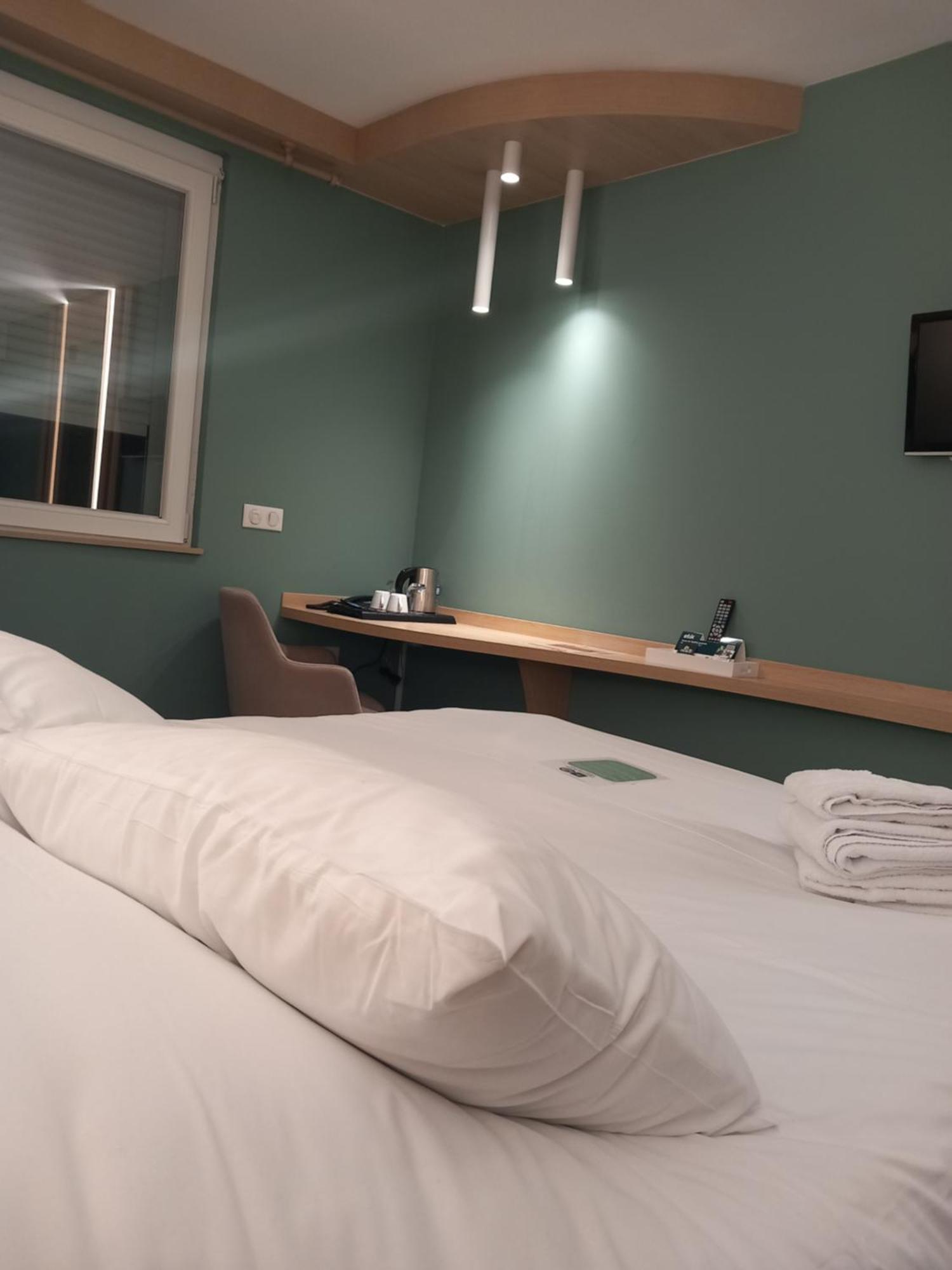 Hotel Aster Restaurant Aux Arcades Briey Luaran gambar