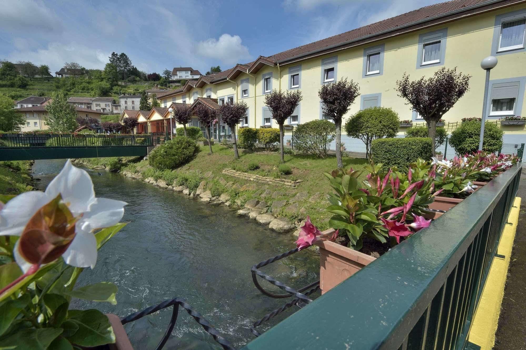 Hotel Aster Restaurant Aux Arcades Briey Luaran gambar